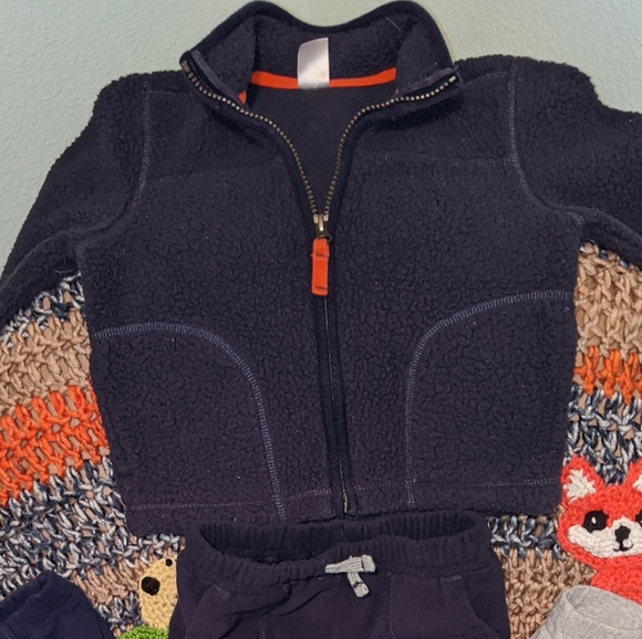 **SOLD**Carter's Baby Bundle 5 Pants & 2 Tops 24mo - Picture 8 of 8